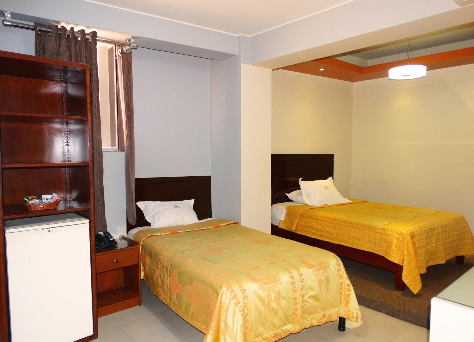 Hotel Gran Sipan تشيكلايو الغرفة الصورة