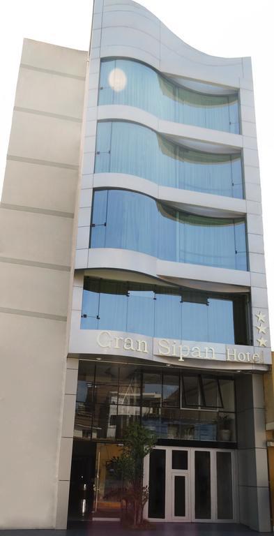 Hotel Gran Sipan تشيكلايو المظهر الخارجي الصورة